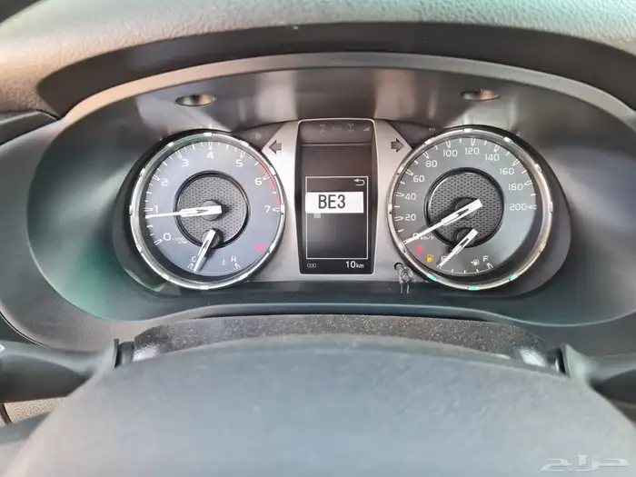 هايلكس غمارتين GLX 2.7 بنزين موديل  2026 2