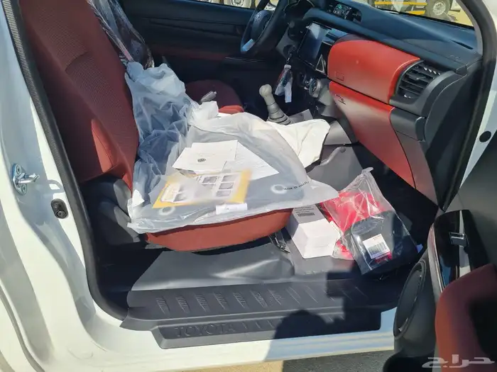 هايلكس غمارتين GLX 2.7 بنزين موديل  2026 15