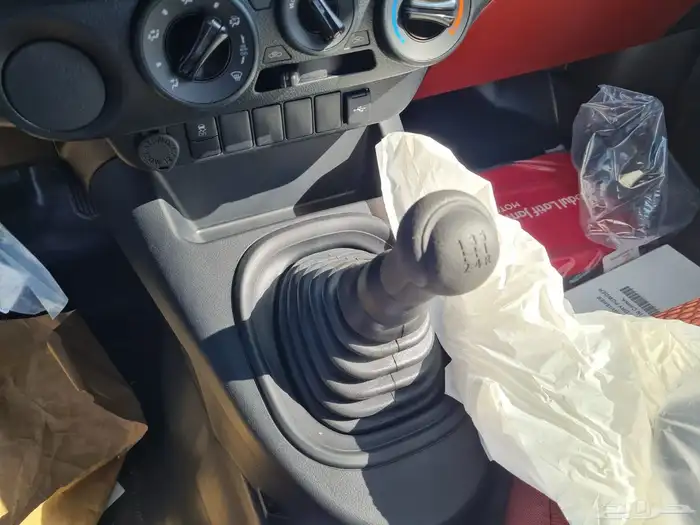 هايلكس غمارتين GLX 2.7 بنزين موديل  2026 17