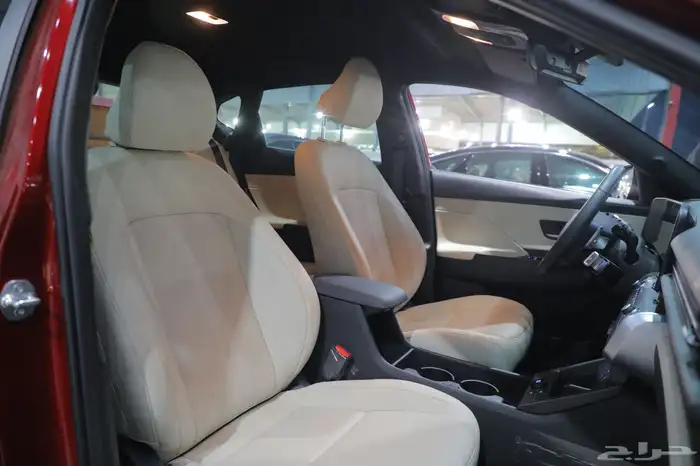 هونداي كونا كمفورت محرك 2.0 لونين جلد 2025 شبه الجديد 12