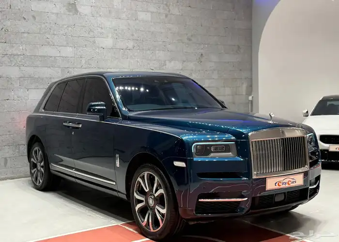 الموديل 2021 العداد 117.000 النوع روز كولينان 2