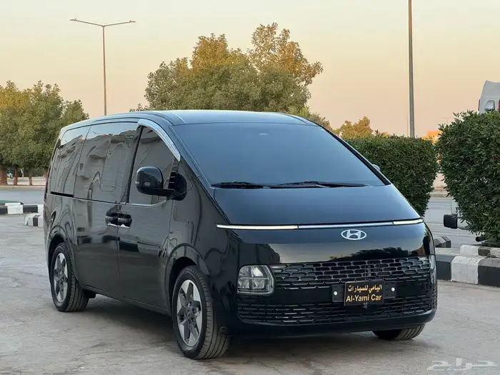 هيونداي استاريا 2022 فل كامل 2