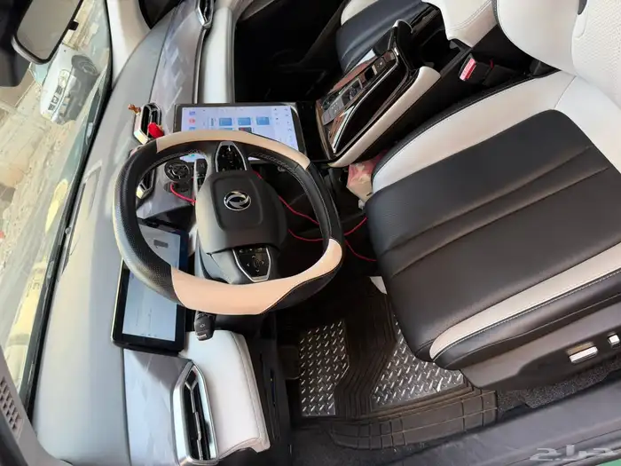 سياره دونغ فينغ ميقاA30 موديل 2025 6