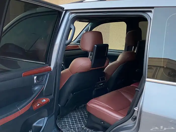 LX570لكزس مديل2014فل كامل ماشي417اوراقه جديدلون فيراني الدا 8