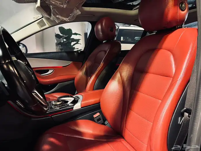 مرسيدس C200 2019 بحاله ممتازه 4