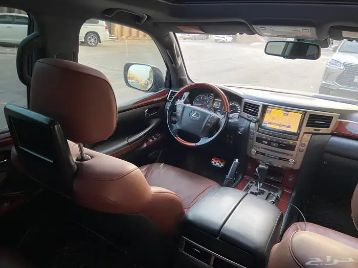 LX570لكزس مديل2014فل كامل ماشي417اوراقه جديدلون فيراني الدا 5