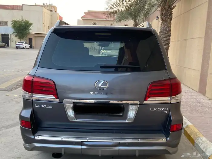 LX570لكزس مديل2014فل كامل ماشي417اوراقه جديدلون فيراني الدا 1