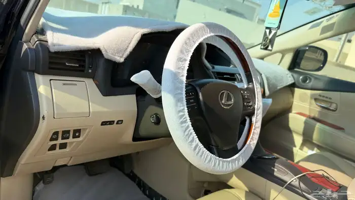 جيب لكزس 2011 14