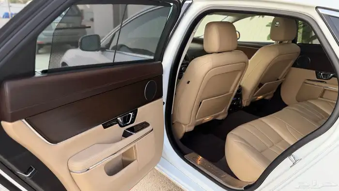 جاكوار xj موديل 2014 فل كامل للبيع 25