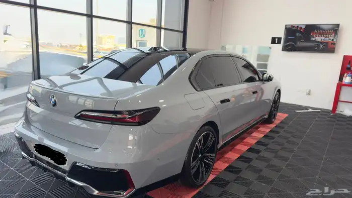 بي ام دبليو BMW 735i M-Kit 2024 فل كامل 1