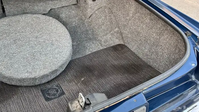 كاديلاك فليتوود دي إليجانس 1988م 18