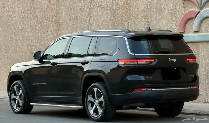 جراند شروكي لمتد 2023 7