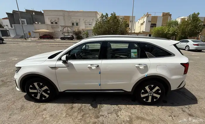 كيا سورينتو 2023 ديزل 3