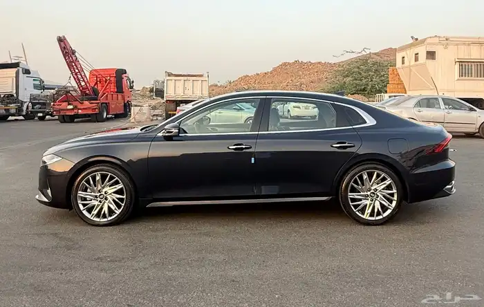 هونداي ازيرا 2022 ( كالجرافي 6 سلندر) اعلى نوع للبيع 6