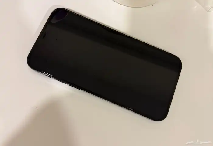 ايفون 12 برو نظيف 4