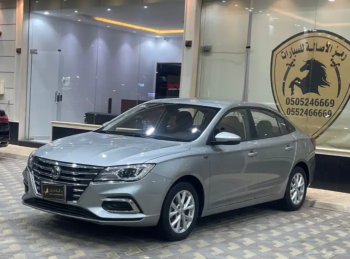 ام جي 5 موديل 2022 1