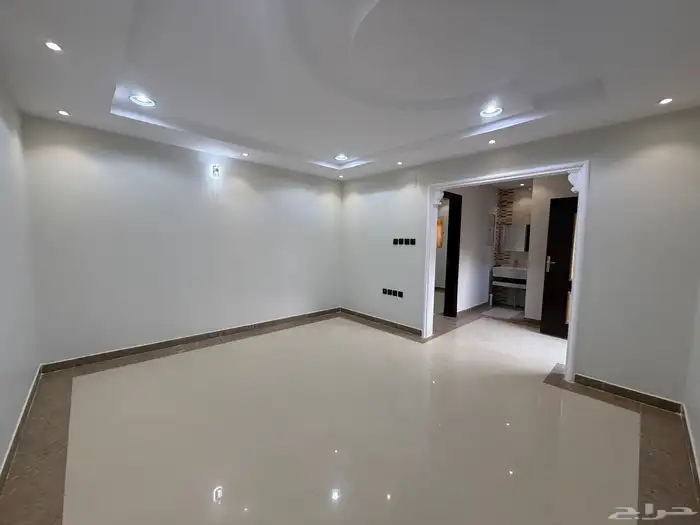 فيلا للبيع في الدار البيضاء مساحة 300 قريب المترو 2