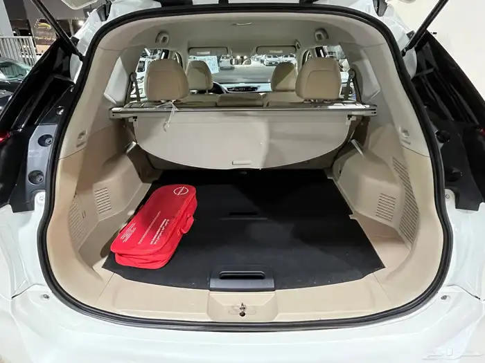 اكس تريل 2022 سعودي دبل 16