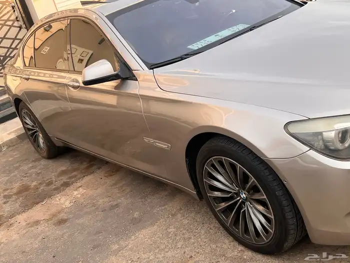 BMW 750 li Model 2012 0