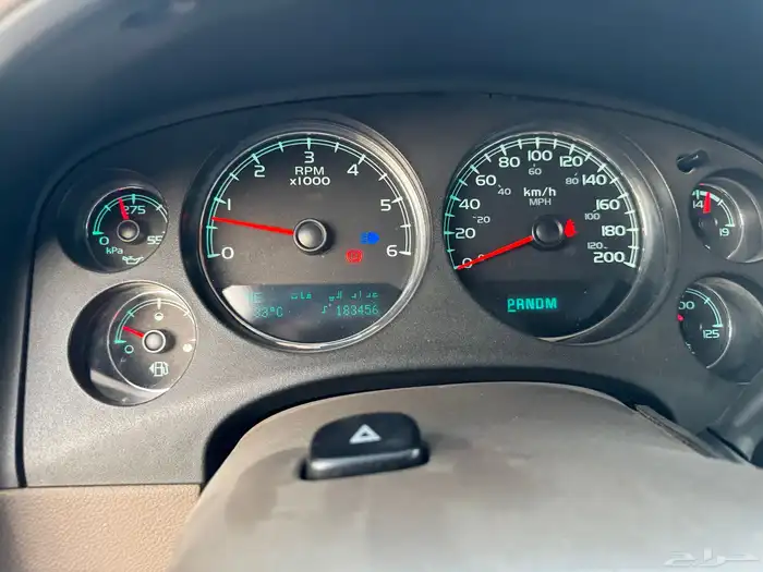 تاهو 2012 اللون اسود ممشى قليل نظيف 8