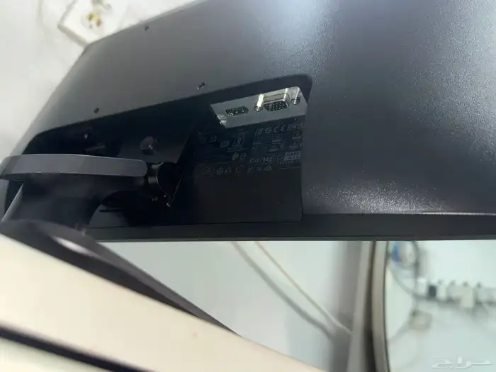 شاشه كمبيوتر لينوفو D19-10 مستعمله 18.5بوصه اخت الجديده 250 17