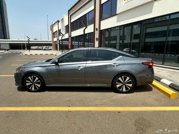 نيسان التيما مالك اول SV 5