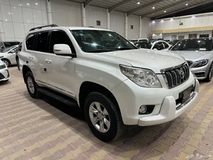 تويوتا برادو موديل 2011 نظيف 2