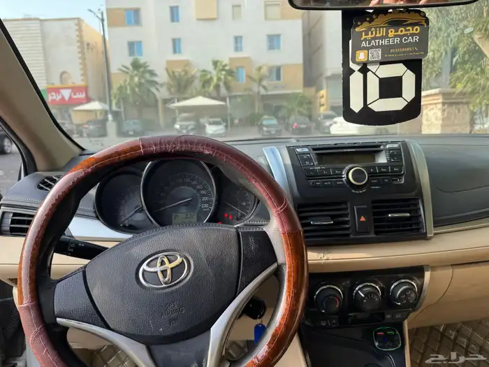 يارس 2016 ابيض الفئة E 10