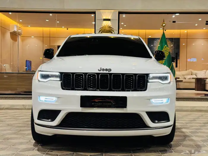 شيروكي لمتد X فل كامل بطاقه جمركيه نظيف جدا 0