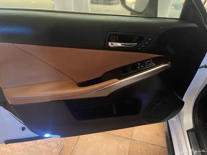 لكزس is 350 2014 32