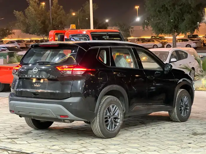 نيسان اكس تريل استندر دبل 2024 7 مقاعد 2