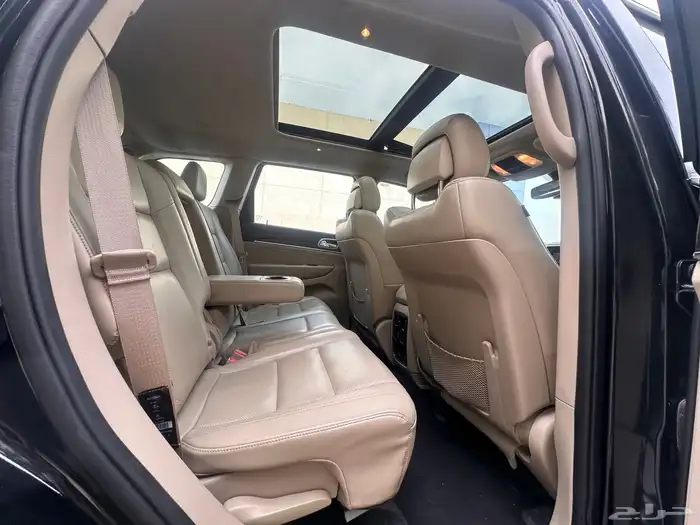 جيب جراند شيروكي 2019 فل دبل بانوراما ليمتيد صيانات وكاله 6