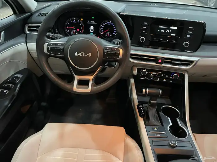 كيا كي 5 موديل 2023 ستاندر 17