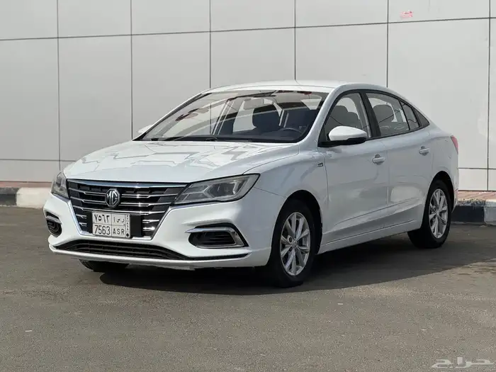 MG 5 موديل 2023 البيع 25000 الف 1