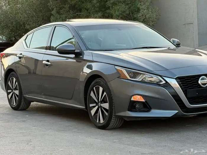 نيسان التيما SV نص فل وكالة 2021 1