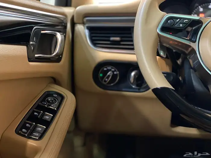 بورش ماكان S 2015 بحالة ممتازة 22