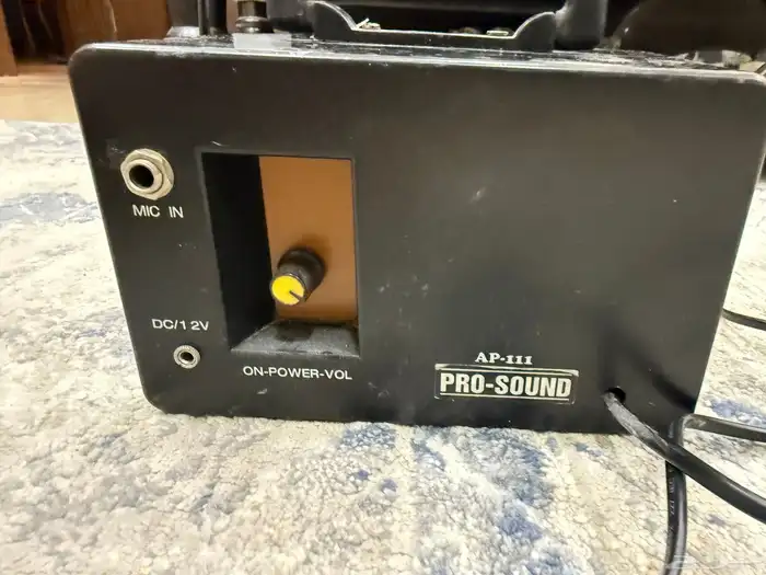 للبيع مكبر صوت   اصليه تايوان 1