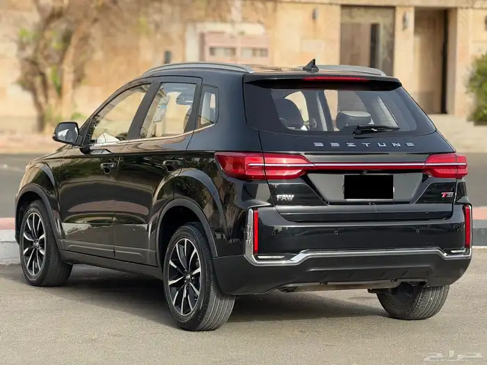 سيارة جيب صيني مستعمل السعر 28000 الف FAW T33 5