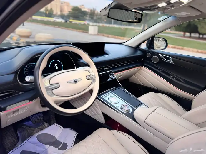 للبيع جنسس GV80 م 2021 38