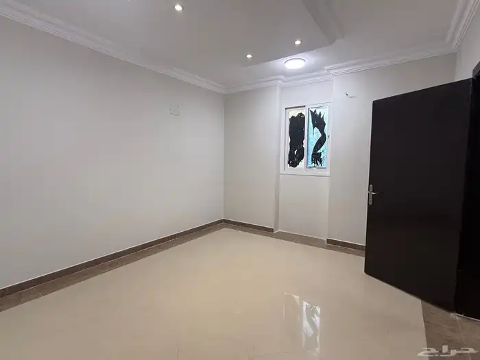 فيلا للبيع في الدار البيضاء مساحة 300 قريب المترو 12