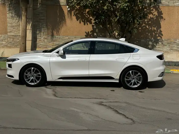 فورد تورس ترند بلص نص فل العداد 77 الف فقط 2023 4