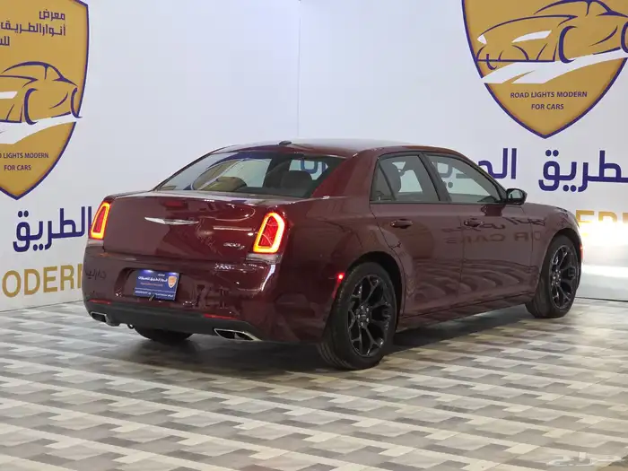 كرايزلر C300s 2021 4