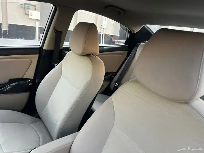 اكسنت 2016 نظيف للغاية مخزن 18