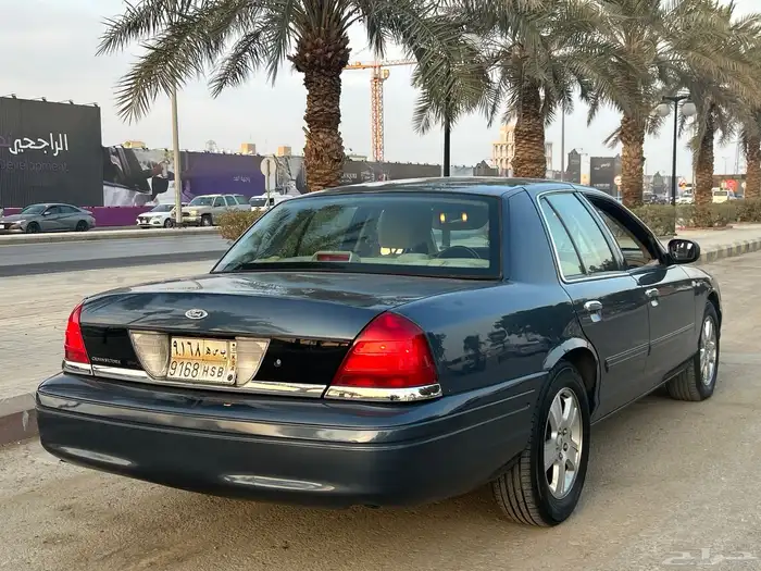 فورد فكتوريا 2011 سعودي كحلي داخل هلوز نضيف بدي وكالة 73