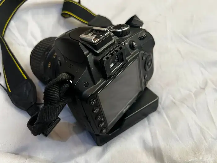 كاميرا نيكون D3200 للبيع 1000 ريال فقط 5