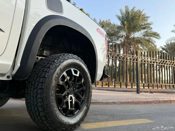 زد اكس اوتو جراند ليون 2025 ( بحالة الاصفار ) 6