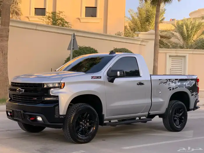 شفروليه سلفرادو تريل بوس موديل 2021 بحالة الوكاله 23