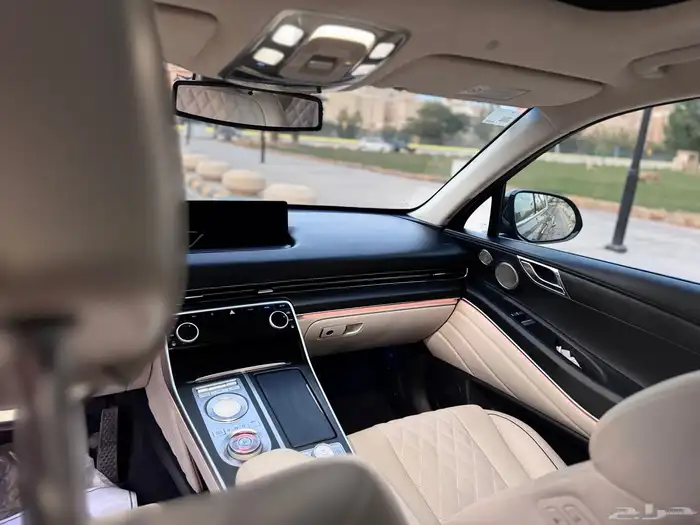 للبيع جنسس GV80 م 2021 31