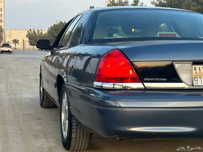 فورد فكتوريا 2011 سعودي كحلي داخل هلوز نضيف بدي وكالة 64