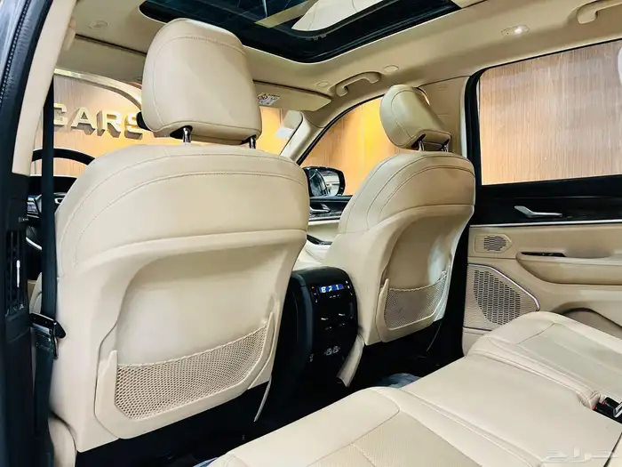 جراند شيروكي 2021 لمتد فل كامل لارج ((عرض خاص)) 23